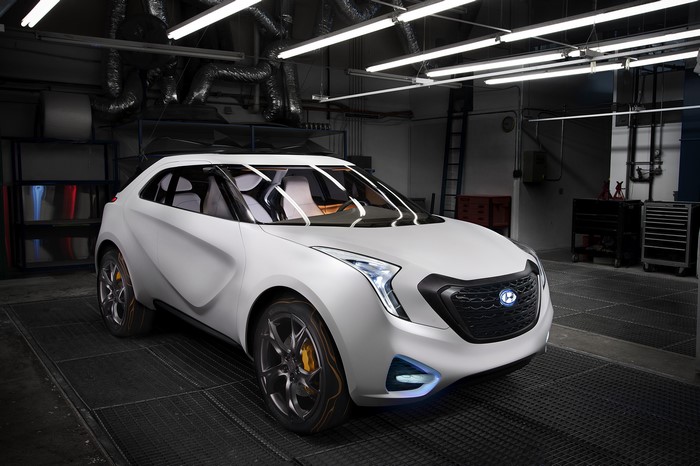 2011 Hyundai HCD12 Curb concept car