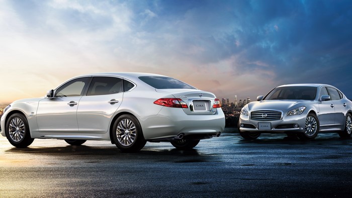2012 Cima Hybrid Nissan White Side