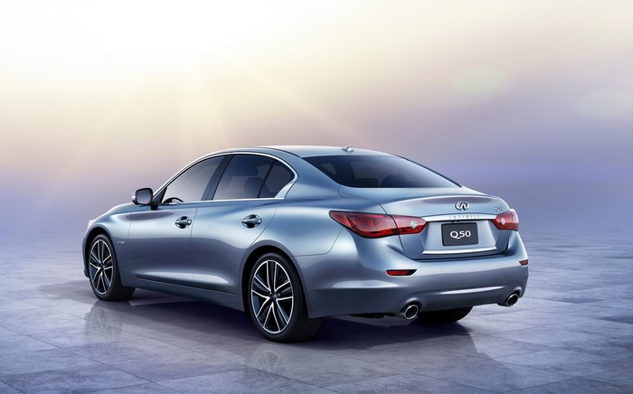 Infiniti Q50 sedan, rear view