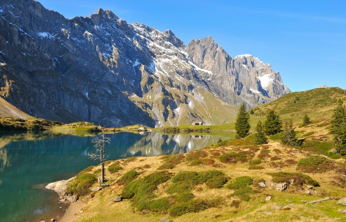 Lake and mountains in Switzerland