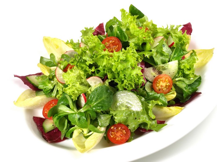 Fresh Salad with Tomatoes and Lettuce