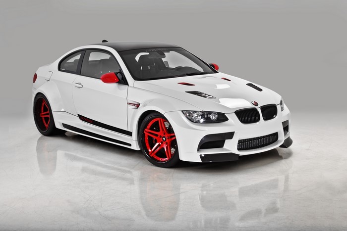 4K 2011 Vorsteiner GTRS3 Candy Cane BMW M3 E92