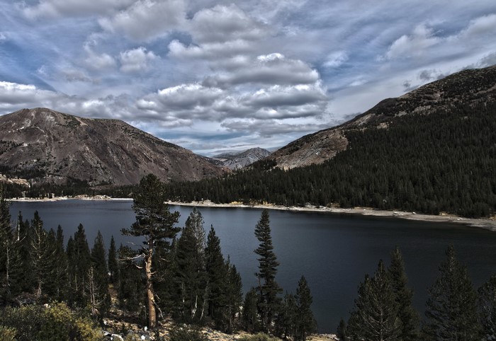 Lake and Mountains Scenery in Yosemite, California, USA