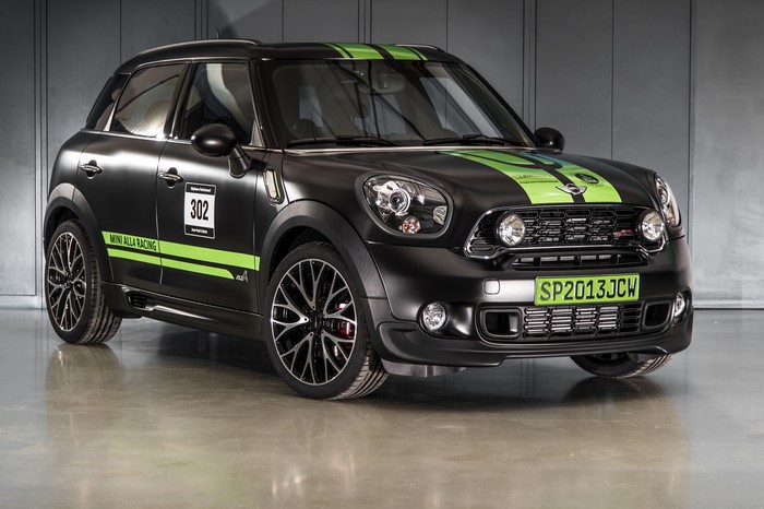 2013 Mini Countryman ALL4 JCW with green stripes