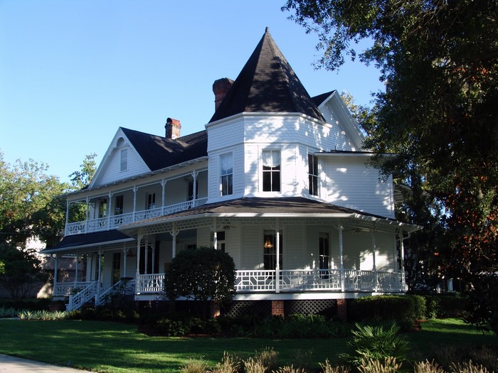 White Victorian House with Turret in Florida