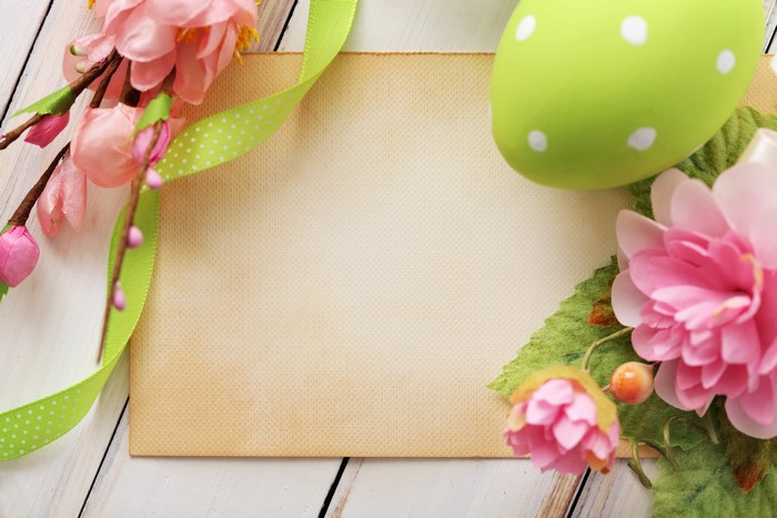Easter card with flowers and egg