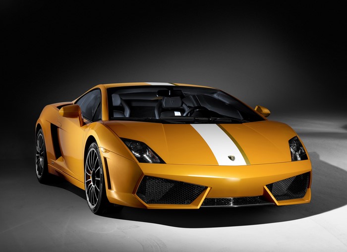 Yellow 2009 Lamborghini Gallardo LP550-2