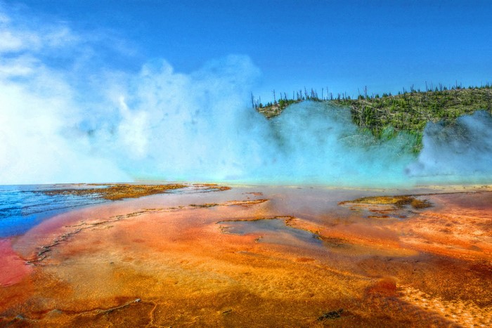 Grand Prismatic Spring, Yellowstone National Park, USA