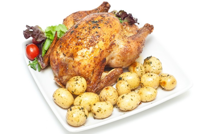 4K Roast Chicken with Potatoes and Salad