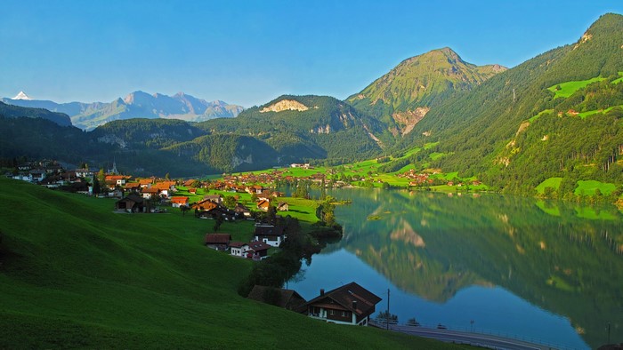 Lungern, Switzerland: Mountains and Lake Scenery