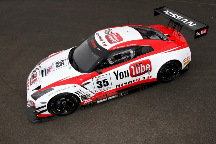 Nissan GT-R R35 YouTube Race Car