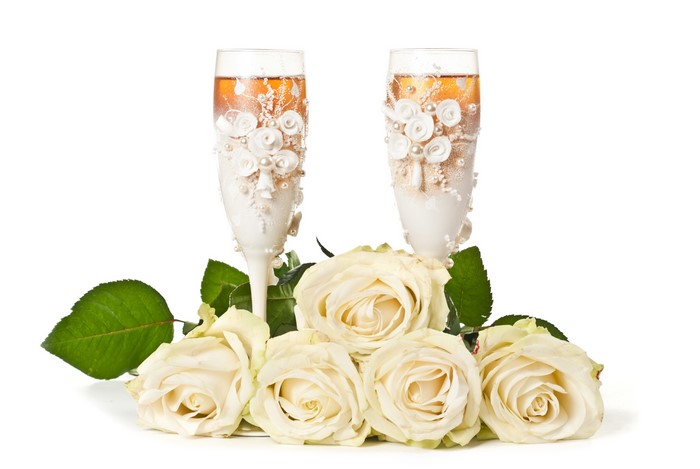 4K White Roses and Champagne Glasses