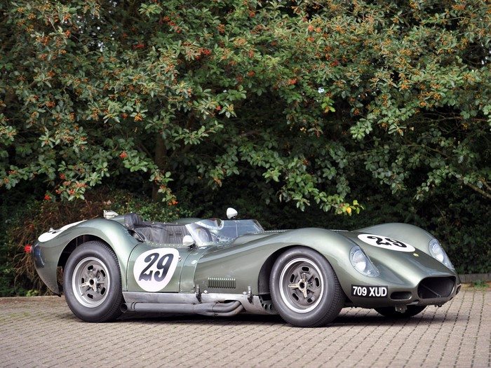 1957 Lister Knobbly Sports car with number 29