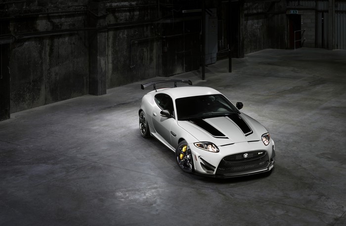 4K 2013 Jaguar XKR-S GT