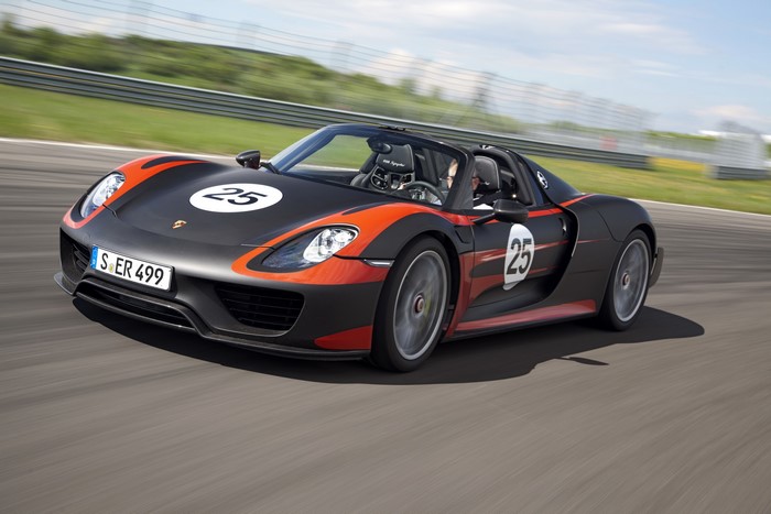 Porsche 918 Spyder with racing livery on track
