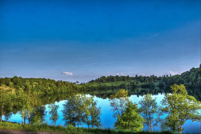 Lake and trees in Ellscheid, Germany