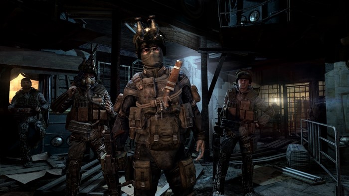 Men in tactical gear in Metro 2033