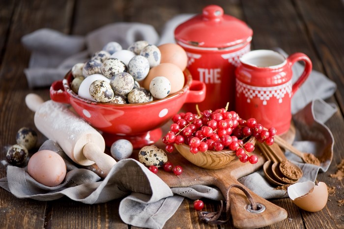 Still life with red currants and eggs