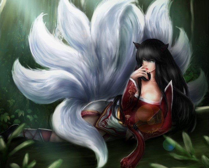 Ahri from League of Legends with nine tails