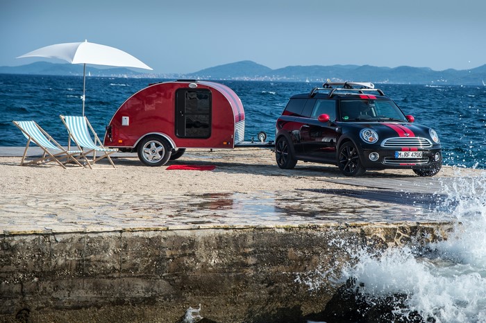 Mini Clubman with Caravan by the Sea