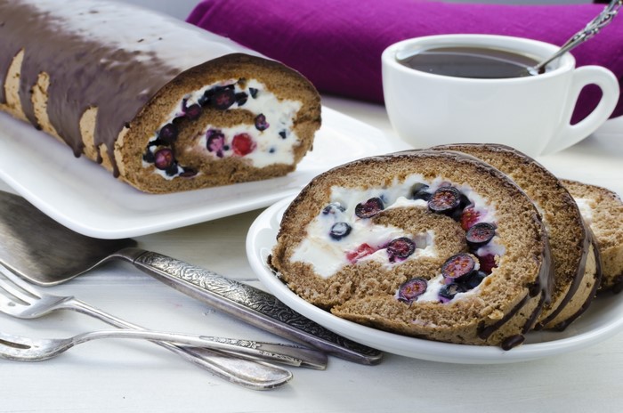 Chocolate Swiss Roll with Berries and Coffee