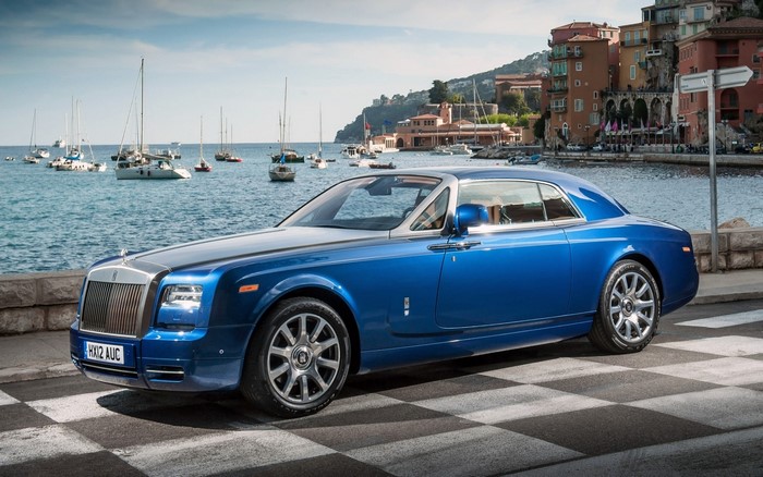Blue Rolls-Royce Phantom Coupe by the Sea