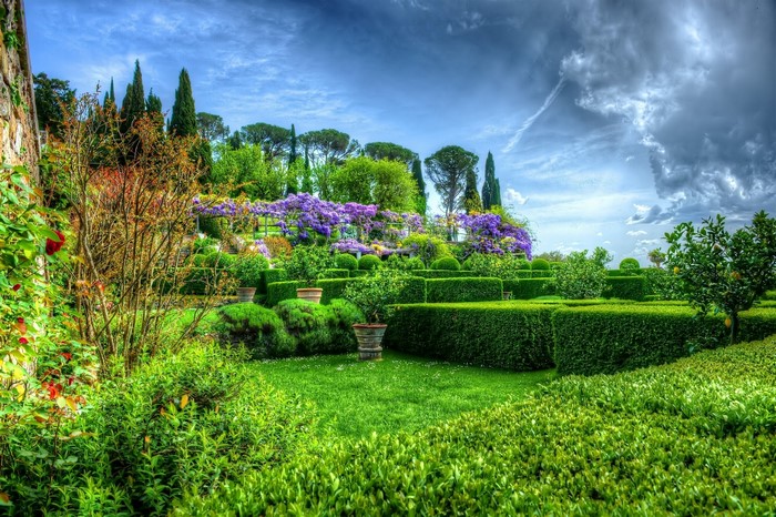 Villa La Foce Gardens in Chianciano Terme, Italy