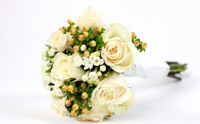 White Roses and Hypericum Berries Bouquet
