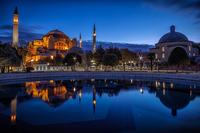 Hagia Sophia and fountains at night in Istanbul