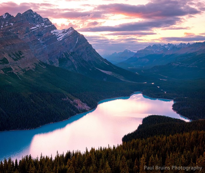 Peyto Lake and Mountains in Banff National Park