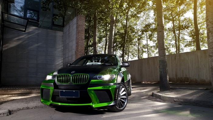Green BMW X6 tuned car