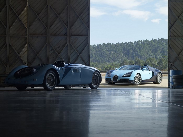 Bugatti Veyron Grand Sport and vintage Bugatti
