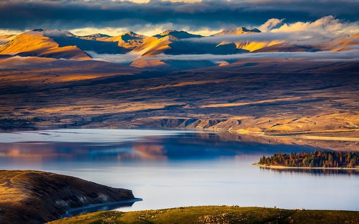 Lake and mountains at sunset