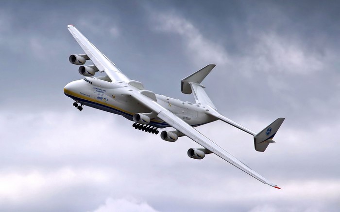 Antonov An-225 Mriya transport aircraft in flight
