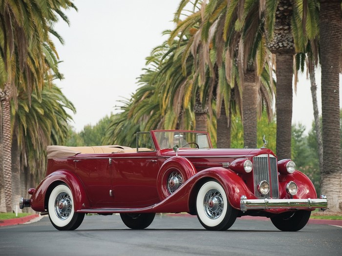 1935 Packard Twelve Convertible Sedan