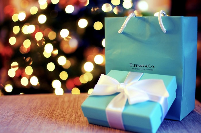 Tiffany & Co. gift box and shopping bag with Christmas lights