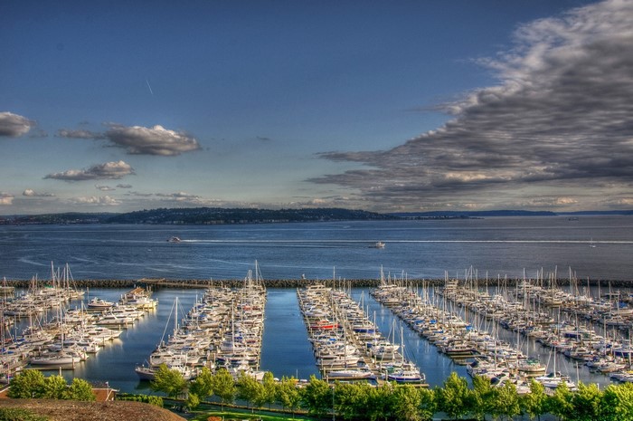 Marina with sailboats and yachts in Seattle, Washington