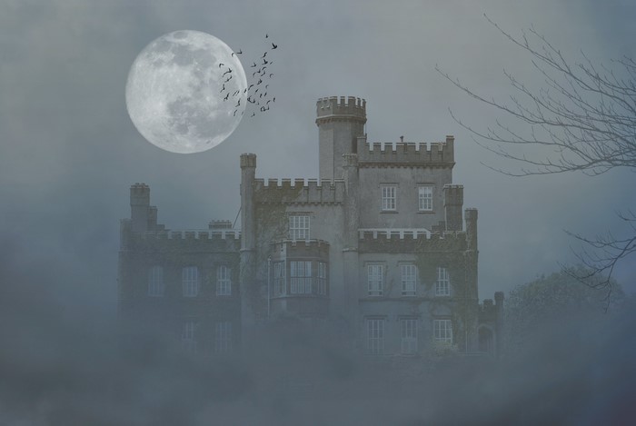 4K Gothic Fantasy Castle in Fog with Moon