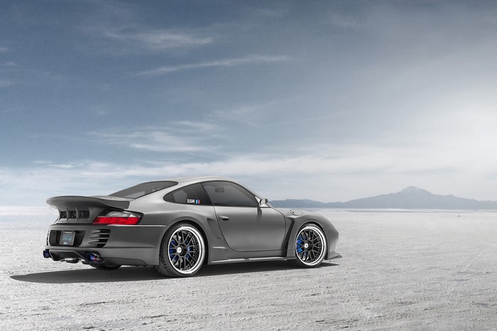 Porsche 996 SSR on a Salt Flat