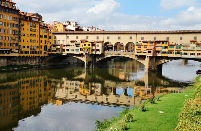 Ponte Vecchio bridge over Arno River in Florence, Italy