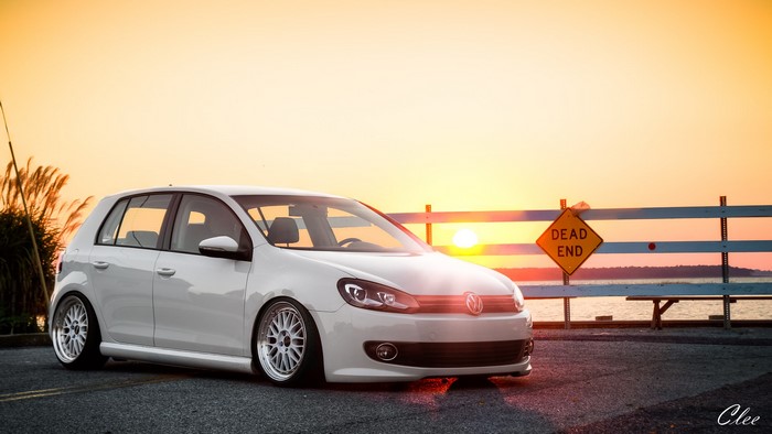 White Volkswagen Golf Mk6 at Sunset