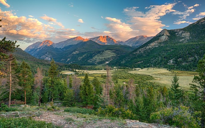 Rocky Mountains National Park Scenery