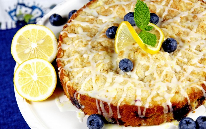 Lemon Blueberry Crumble Cake with Icing