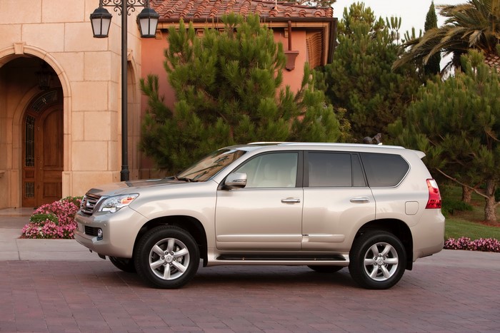 2010 Lexus GX460 SUV parked outside a building