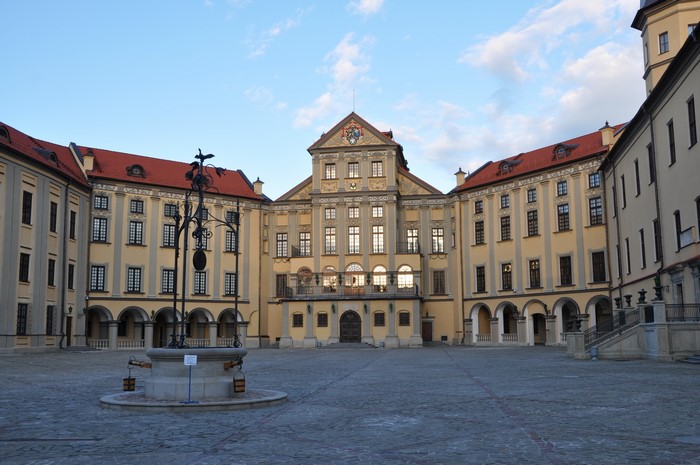 Nesvizh Castle courtyard with a well, Belarus