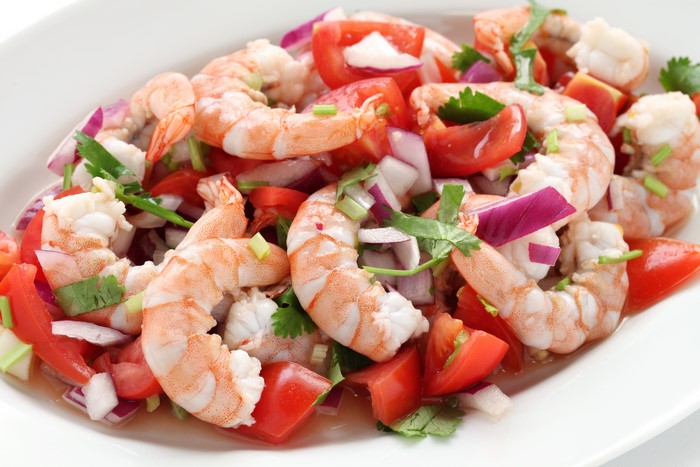 Shrimp Salad with Tomatoes and Red Onion