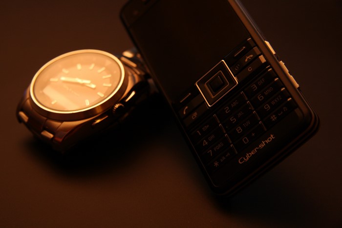 Sony Ericsson C902 Cyber-shot phone and watch