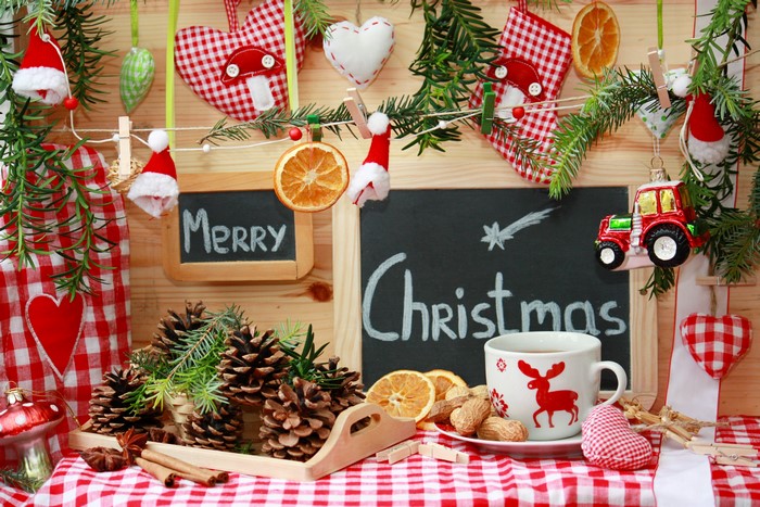 Christmas decoration with pine cones and cup