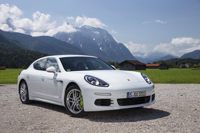 2014 Porsche Panamera S E-Hybrid in mountains