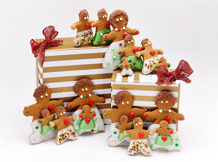 Gingerbread cookies on gift boxes
